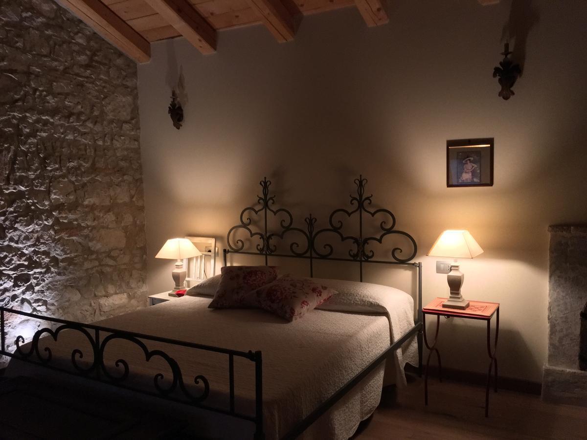 Borgo Palazzo Steffaneo Bed & Breakfast San Vito al Torre Exterior photo